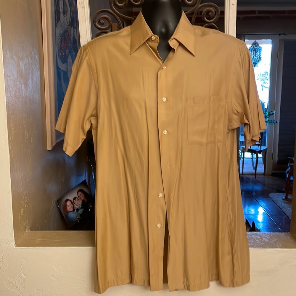 VanHeusen Men’s Half Sleeve Dress Shirt Size 15 1/2 super Silk Color